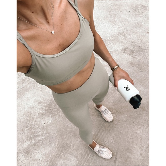 Varley Whitley High Rise Jersey Leggings in Sage Green Shadow Gray Size XL - Picture 14 of 16